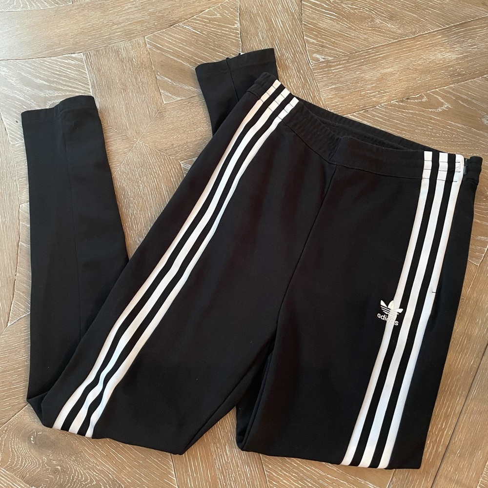 Adidas size small skinny pants